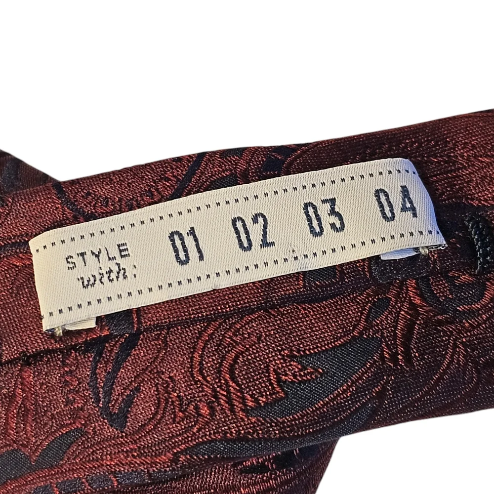 RYAN SEACREST DISTINCTION TIE